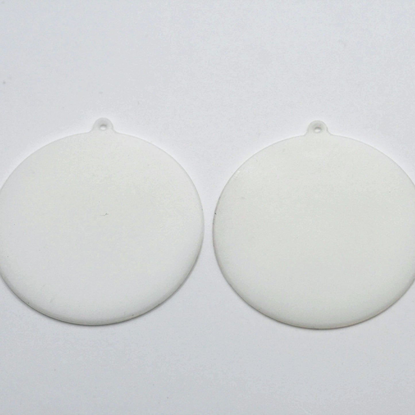 White Colour Pops